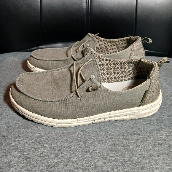 Hey Dude Women's Size 8 Olive Green Canvas Loafers Slip On Shoes - Picture 4 of 9